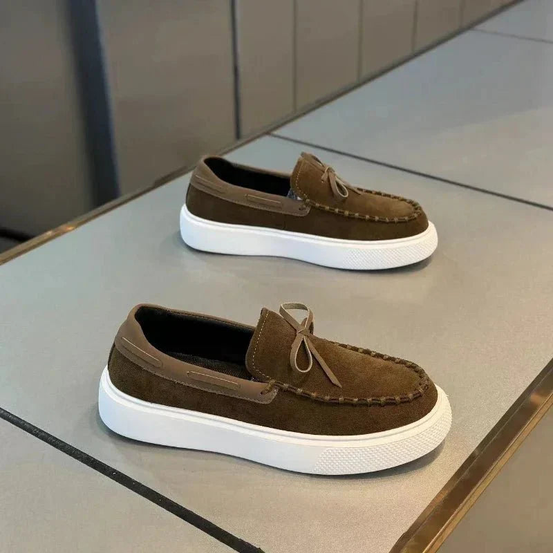 Mocassim Masculino de Couro Respirável